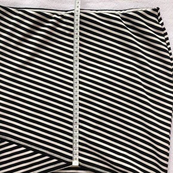 Zara Trafaluc Bodycon Skirt Size 28 Black and White - Picture 6 of 8